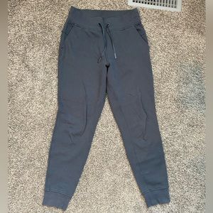 New Lululemon Joggers Size 6